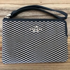 Coach wristlet Black and Tan